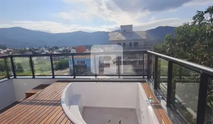 Cobertura de 3 dormitórios na Praia dos Açores