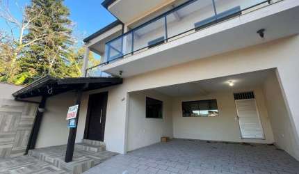 Casa 4 quartos e amplo terreno na Costa de Dentro