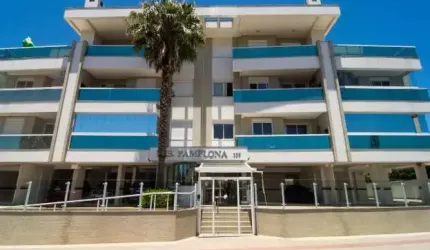 Apartamento de 3 dormitórios no Campeche