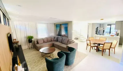 Casa à venda em Jurere Oeste com 210 m², 4 quartos