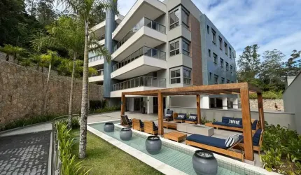 Apartamento de 3 suítes à venda no Cacupé