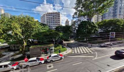 Apartamento à venda em Centro com 102 m², 3 quarto