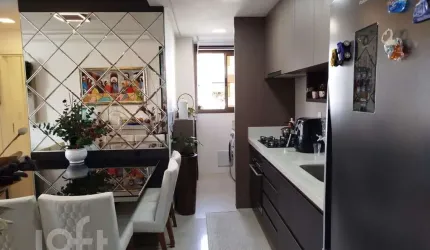 Apartamento à venda em Jurere Oeste com 75 m², 2 q