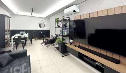 Apartamento à venda em Agronômica com 70 m², 2 qua