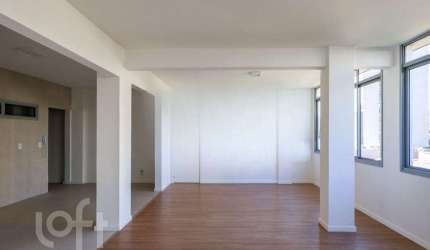 Apartamento à venda em Centro com 108 m², 3 quarto