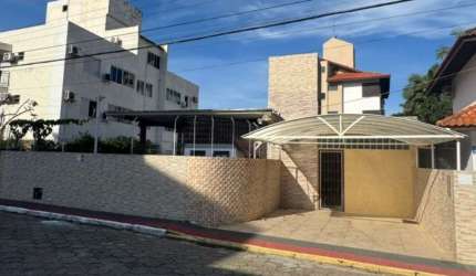 Casa com piscina a 150m do mar em Canasvieiras