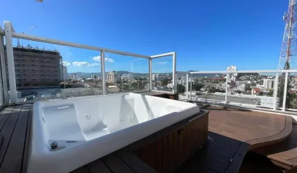 Cobertura duplex com 3 dormitórios no Estreito