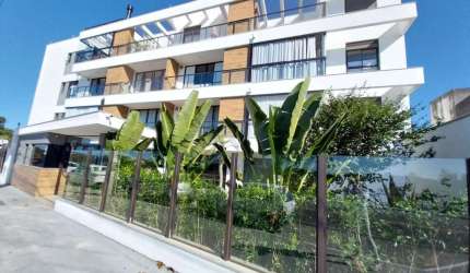Apartamento de 2 dormitórios no Campeche