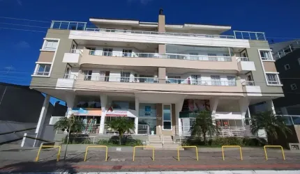 Apartamento mobiliado de 2 dormitórios no Campeche