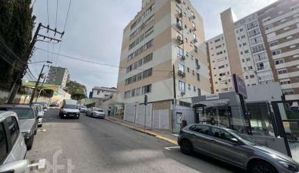 Apartamento à venda em Centro com 88 m², 3 quartos