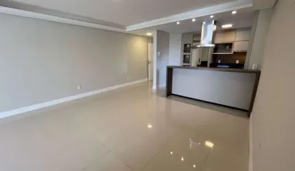 Apartamento 2 dormitórios no Estreito