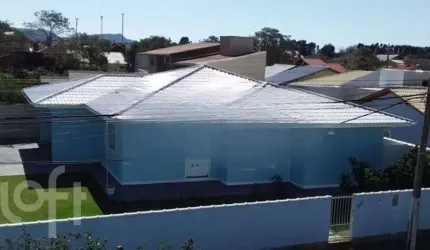 Casa à venda em São João do Rio Vermelho com 200 m