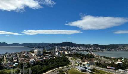 Apartamento à venda em Capoeiras com 79 m², 3 quar