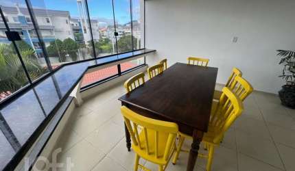 Apartamento à venda em Ingleses com 108 m², 3 quar