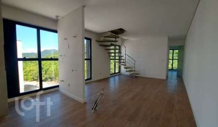 Apartamento à venda em Ingleses com 100 m², 3 quar