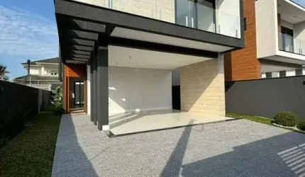 Casa à venda em Ingleses com 209 m², 4 quartos, 3