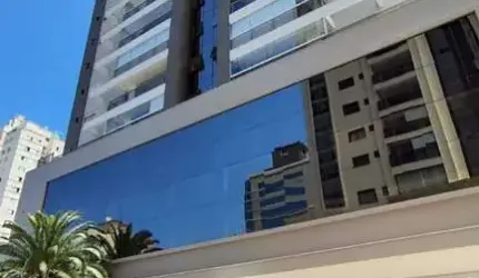 Apartamento à venda em Kobrasol com 125 m², 3 quar