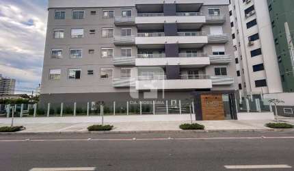 Apartamento semi mobiliado na Trindade