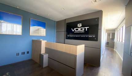 Sala comercial mobiliada à venda no Estreito
