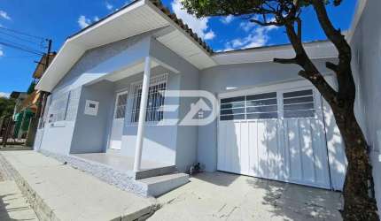 Casa para Venda em Caxias do Sul, ESPLANADA, 3 dormitórios, 1 banheiro, 2 vagas