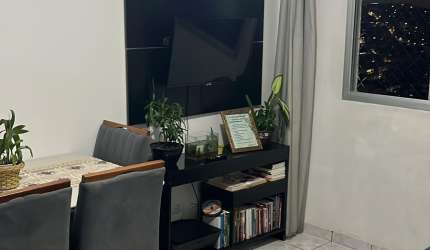 Apartamento no Condomínio Tiradentes