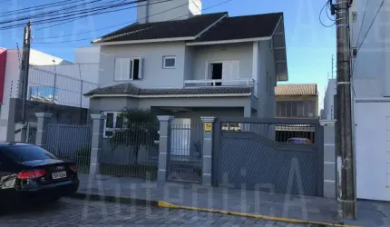 Casa com 3 quartos à venda na Rua Santo Vergani, 349, Vila Verde, Caxias do Sul, 360 m2 por R$ 1.600.000