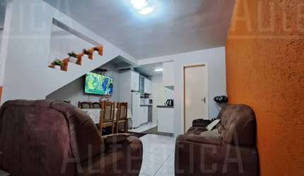 Casa com 2 quartos à venda na Rua Luiz Carlos de Castilhos, 21, Desvio Rizzo, Caxias do Sul, 60 m2 por R$ 320.000