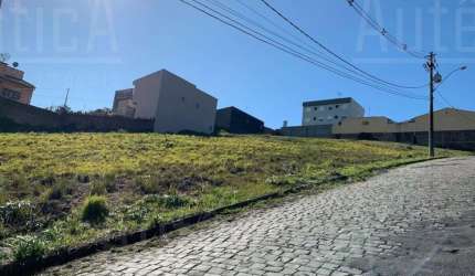 Terreno à venda na Rua Louvis Augusto Martins, 06, São Caetano, Caxias do Sul por R$ 300.000