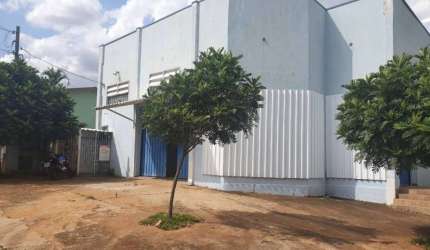 Barracão comercial com casa em Artur Nogueira -SP