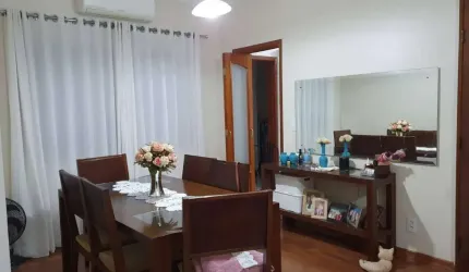 Imóvel com 2 casas no Centro de Artur Nogueira - SP