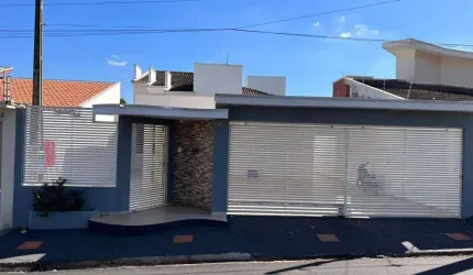 Casa no Jardim Resek IV em Artur Nogueira - SP