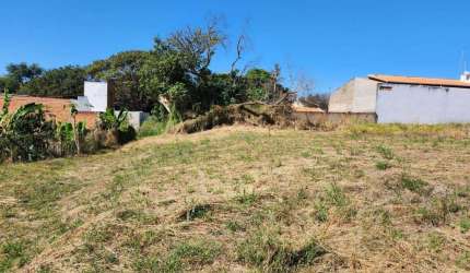 Terreno de 359 m² no Arrivabene III