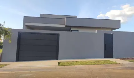 Belíssima casa alto padrão no Residencial Florabella em Holambra-SP