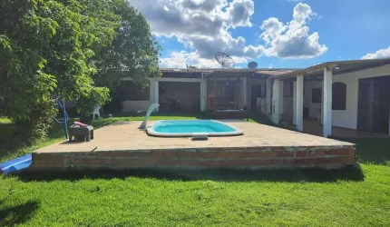 Chácara no Residencial Califórnia em Artur Nogueira - SP.