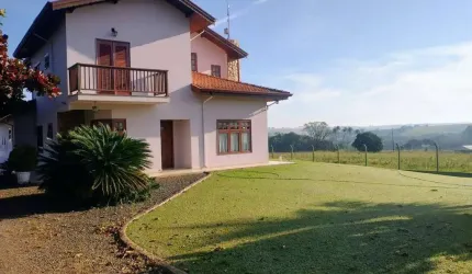 Sítio com 25.000 m² em Holambra - SP