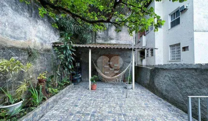 Casa em vila 2 quartos, quintal e garagem com 120m