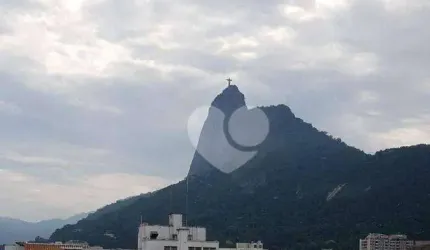 Cobertura duplex , 3 quartos 1 suíte - ótima localização -R$ 2.100.000,00 - Botafogo