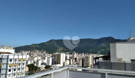 Cobertura 3 quartos, 2 suítes e 2 vagas de garagem.