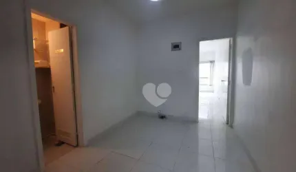 Sala Comercial com 1 vaga de garagem à venda a Praça Saenz Peña, Tijuca - Rio de Janeiro/RJ