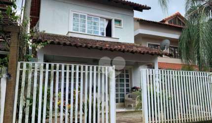Casa com 4 quartos à venda, 108 m² por R$ 1.120.000 - Camorim - Rio de Janeiro/RJ