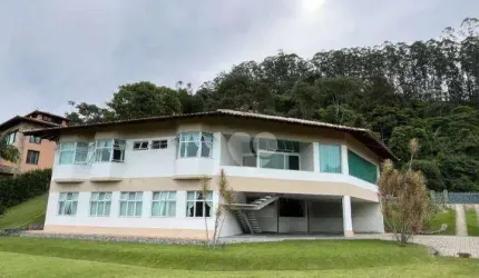Casa com 4 quartos sendo 4 suítes à venda, 400 m² por R$ 3.870.000 - Itaipava
