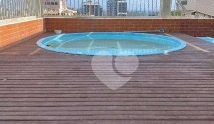 Cobertura com 4 quartos sendo 1 suíte à venda, com 429 m² por R$ 2.200.000 - Barra da Tijuca