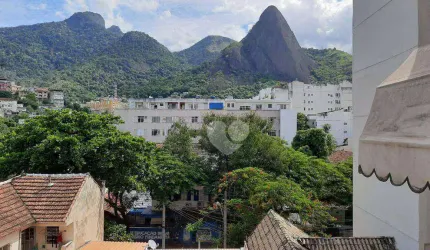 Grajau  2 quartos sala cachimbo planta diferenciada com vaga rua Borda do Mato.