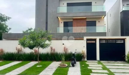 Maravilhosa casa com 3 suítes e lazer privativo no Recreio