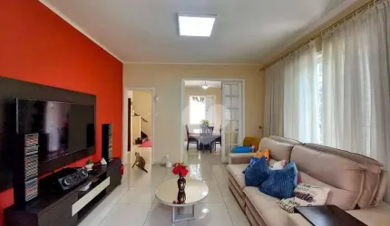 Casa com 3 quartos à venda, 297 m² por R$ 1.450.000 no bairro da Glória.