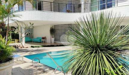 Casa alto padrão com vista para o CT do flamengo - 500m² 5 quartos