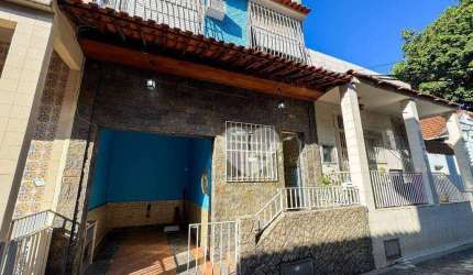 Casa com 4 quartos, vaga, à venda, 136 m² por R$ 780.000 - Grajaú - Rio de Janeiro/RJ