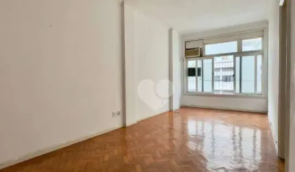 Apartamento com 3 quartos, suíte, vaga e perto do Metrô à venda, 98 m² por R$ 1.000.000 - Copacabana