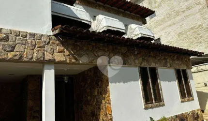 Linda casa com piscina para locação do Recreio Dos Bandeirantes