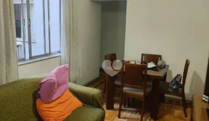 Apartamento com 2 quartos e 1 vaga de garagem